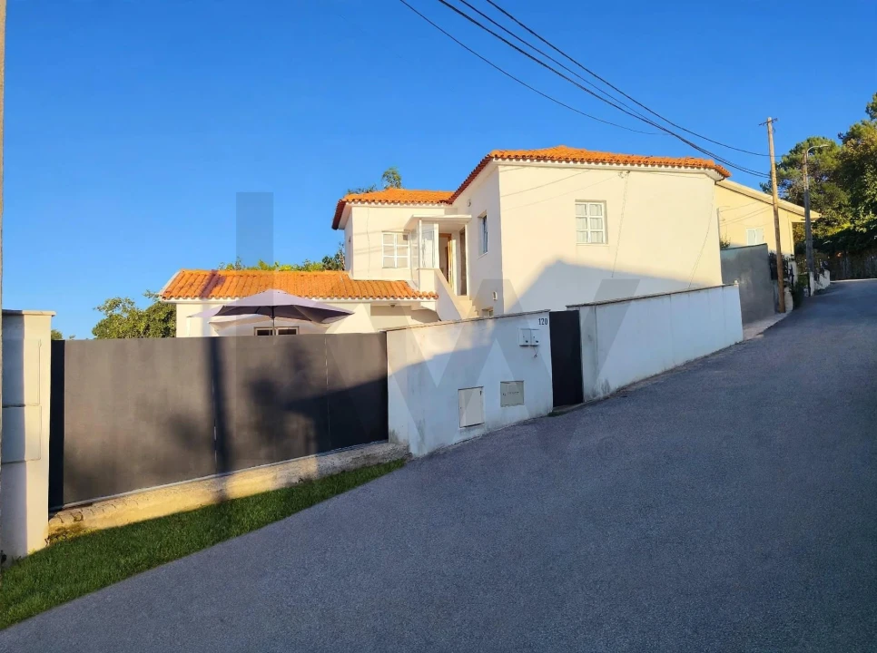 Moradia T3 para Venda em O. Azeméis, Riba-Ul, Ul, Macinhata Seixa, Madail Foto 6