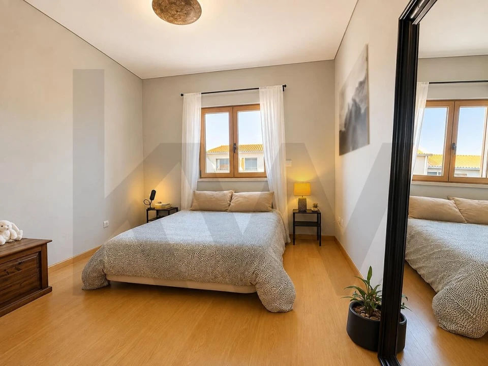 Apartamento T1 para Venda em Carvoeira Foto 7