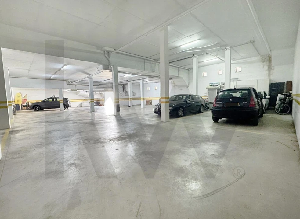 Apartamento T1 para Venda em Carvoeira Foto 23