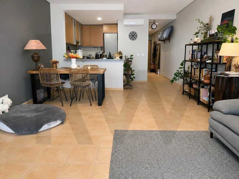Apartamento T1 para Venda em Carvoeira Foto 5