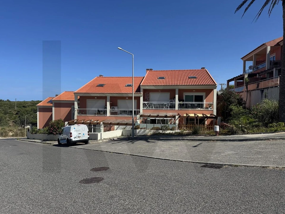 Apartamento T1 para Venda em Carvoeira Foto 21