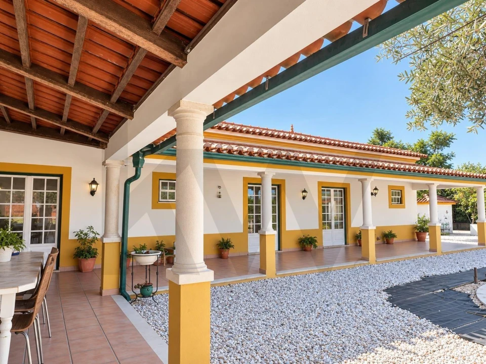 Moradia T4 para Venda em Almeirim Foto 1