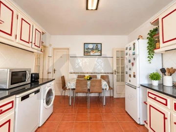 Moradia T4 para Venda em Almeirim
