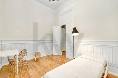 Quarto para Arrendamento em Avenidas Novas