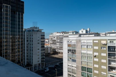 Apartamento T1 para Arrendamento em Alvalade