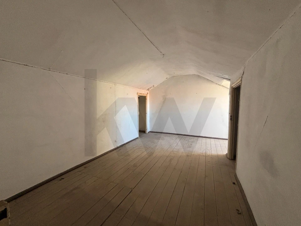 Prédio para Venda em Almada, Cova da Piedade, Pragal e Cacilhas Foto 18