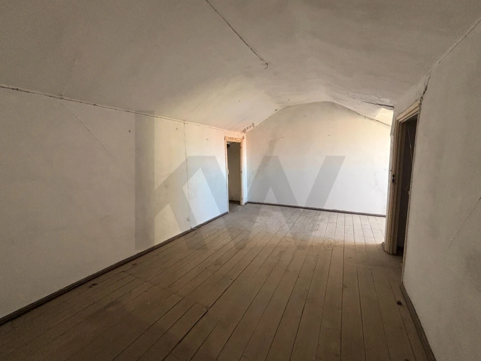 Prédio para Venda em Almada, Cova da Piedade, Pragal e Cacilhas Foto 21