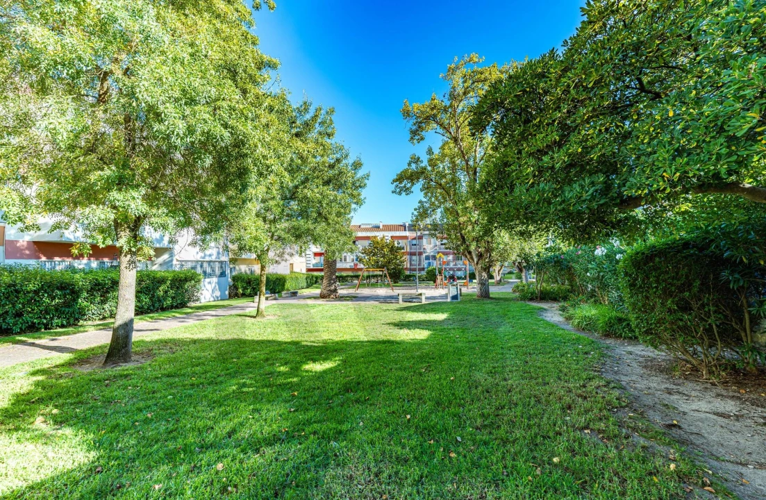 Moradia T3 para Venda em São Domingos de Rana Foto 41