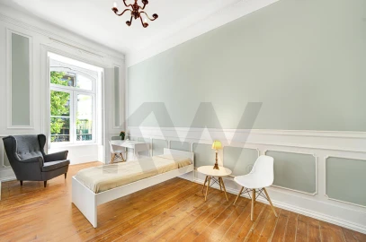 Quarto para Arrendamento em Avenidas Novas