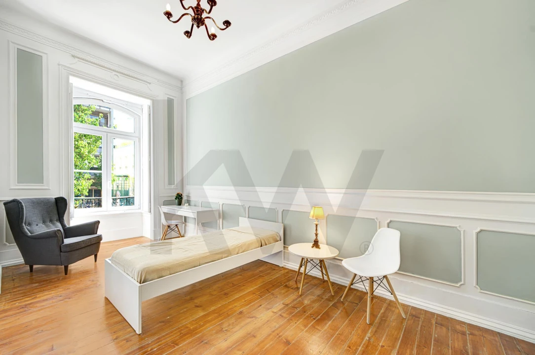 Quarto para Arrendamento em Avenidas Novas Foto 1