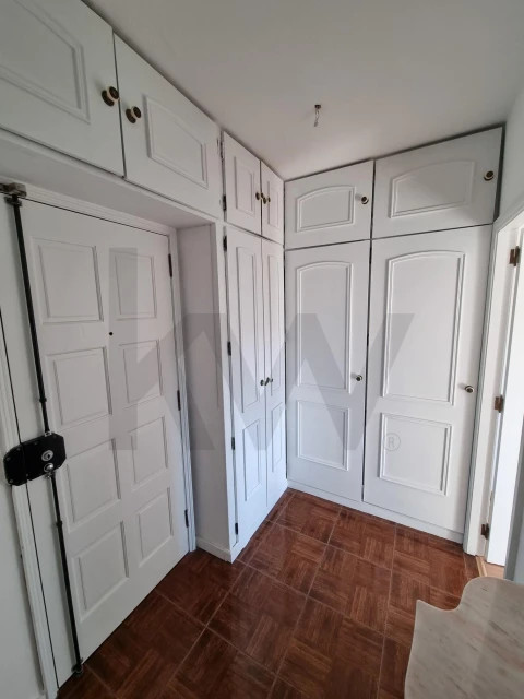 Apartamento T2 para Venda em Olivais