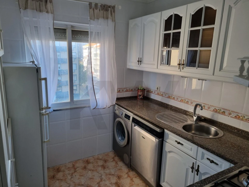Apartamento T2 para Venda em Olivais Foto 2