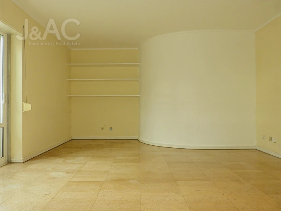 Apartamento T2 para Arrendamento em Cascais e Estoril Foto 3