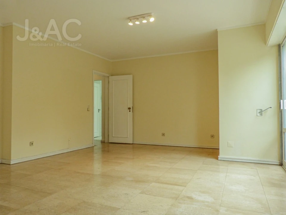 Apartamento T2 para Arrendamento em Cascais e Estoril Foto 5