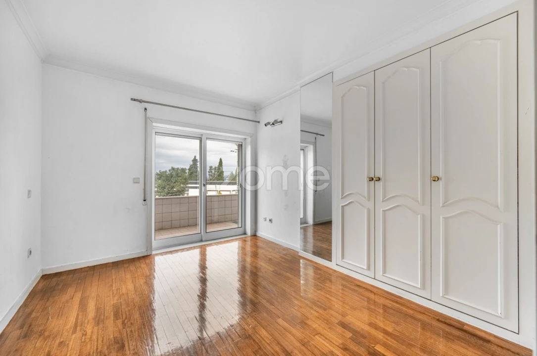 Apartamento T3 para Venda em Riba de Ave Foto 12