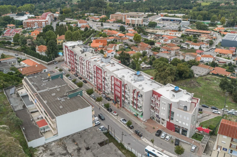 Apartamento T3 para Venda em Riba de Ave Foto 24