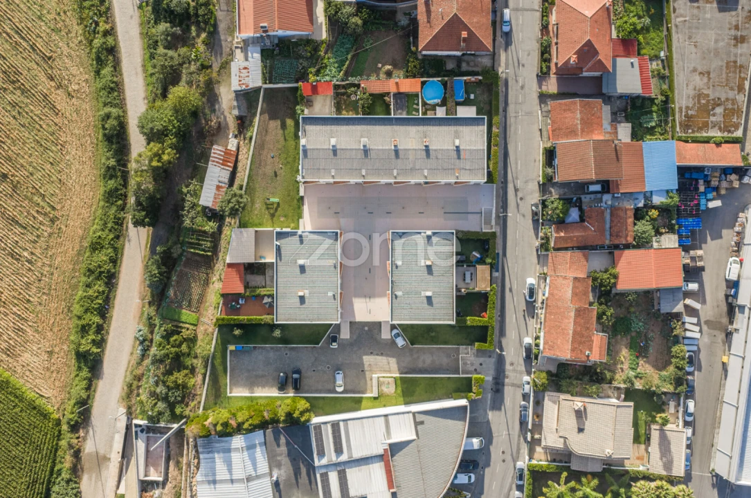 Moradia T3 para Venda em Campo e Sobrado Foto 30