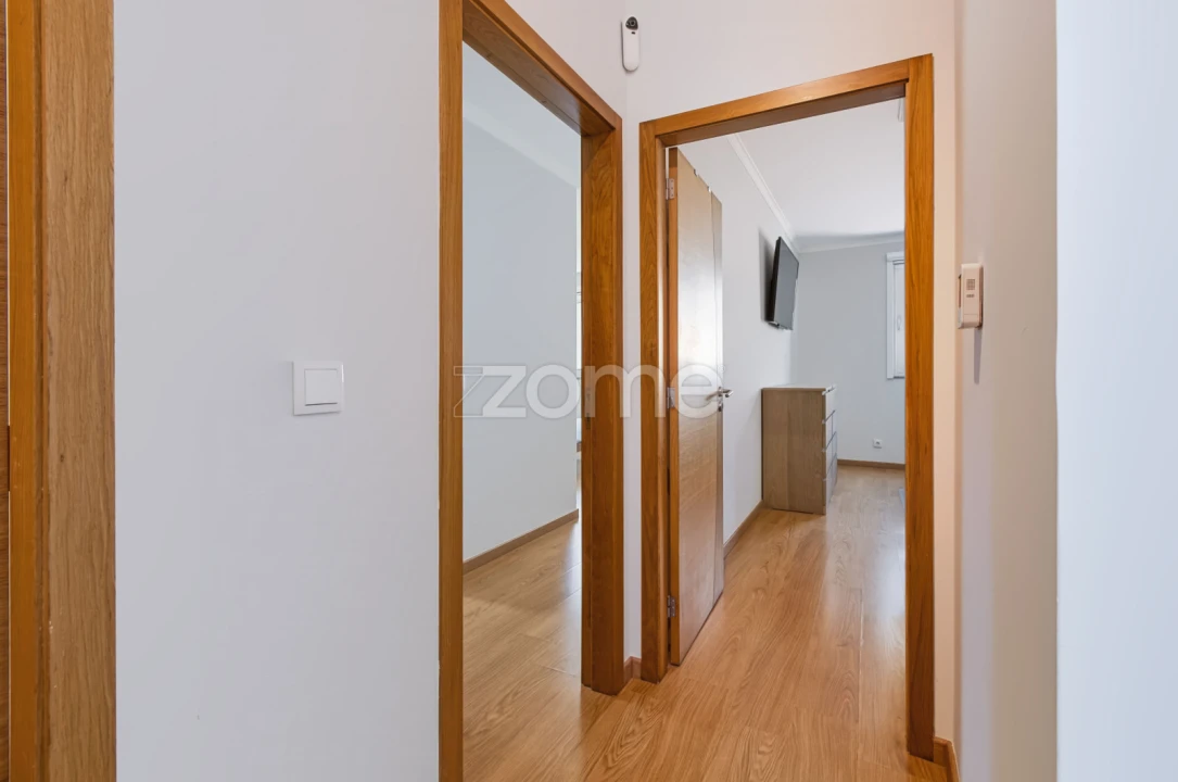 Moradia T4 para Venda em Matosinhos e Leça da Palmeira Foto 9