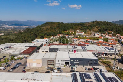 Terreno Comércio / Armazém para Venda em Adaufe
