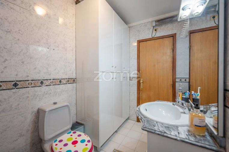 Apartamento T2 para Venda em Baguim do Monte (Rio Tinto) Foto 20