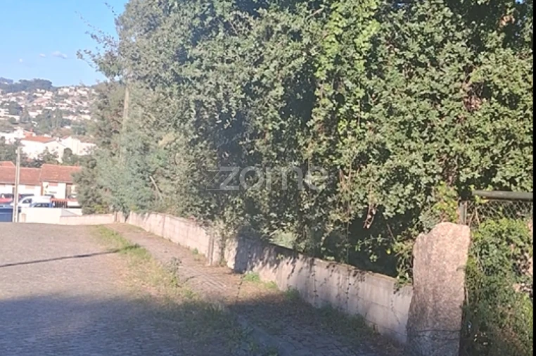 Terreno para Venda em Rebordosa Foto 7
