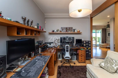 Moradia T7 para Venda em Carcavelos e Parede
