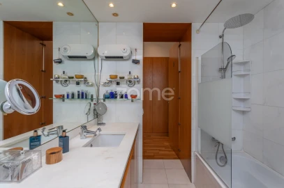 Moradia T7 para Venda em Carcavelos e Parede