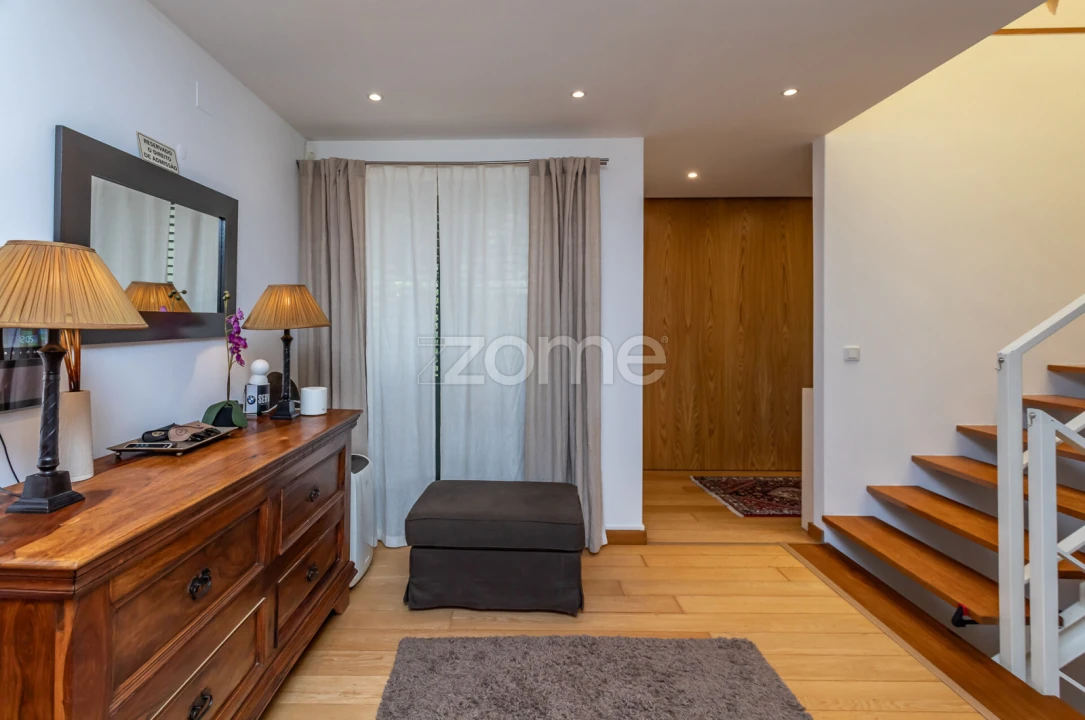 Moradia T7 para Venda em Carcavelos e Parede Foto 3