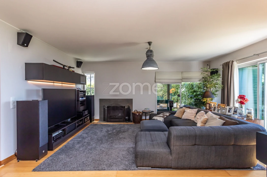 Moradia T7 para Venda em Carcavelos e Parede Foto 7
