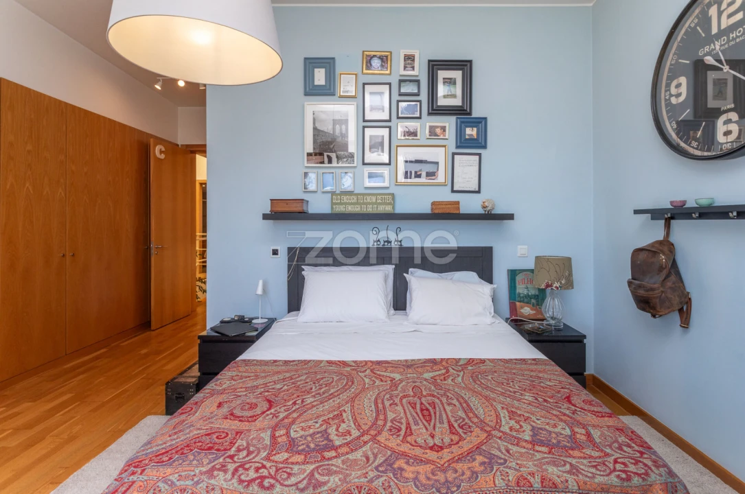 Moradia T7 para Venda em Carcavelos e Parede Foto 31