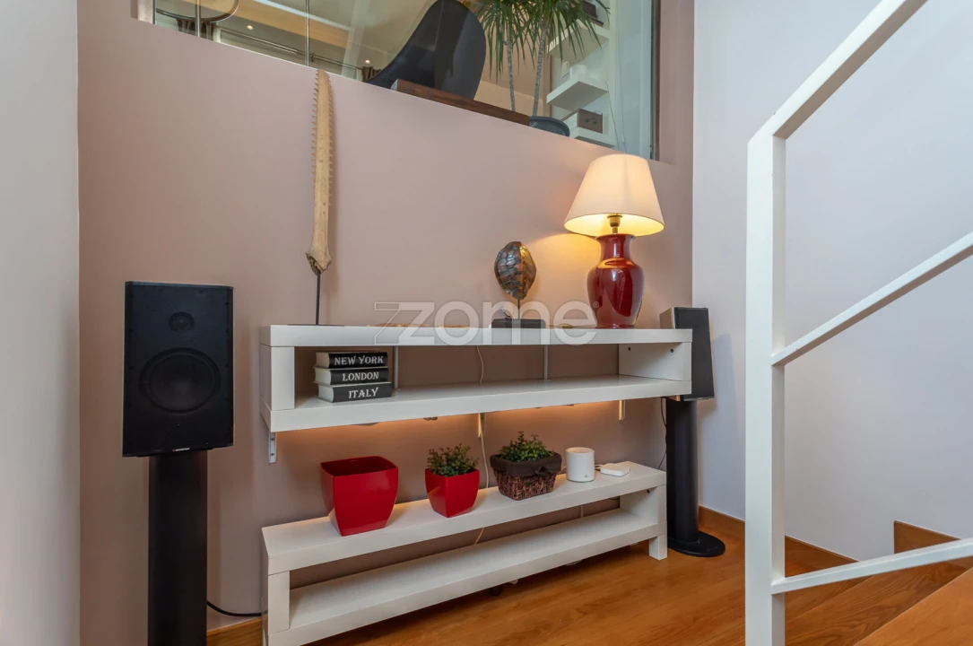 Moradia T7 para Venda em Carcavelos e Parede Foto 56