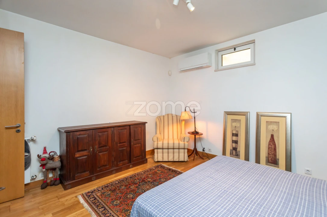 Moradia T7 para Venda em Carcavelos e Parede Foto 60