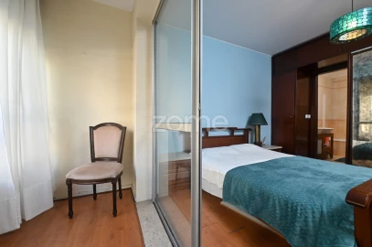 Apartamento T3 para Venda em Oeiras e São Julião da Barra, Paço de Arcos e Caxias