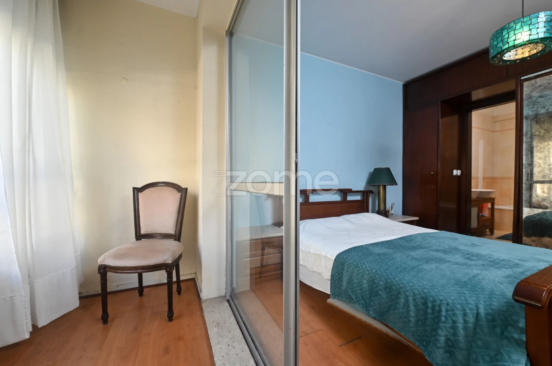 Apartamento T3 para Venda em Oeiras e São Julião da Barra, Paço de Arcos e Caxias Foto 12
