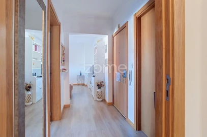 Apartamento T3 para Venda em Abraveses