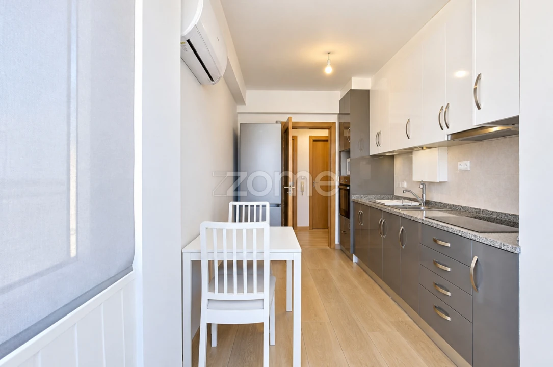 Apartamento T3 para Venda em Abraveses Foto 8