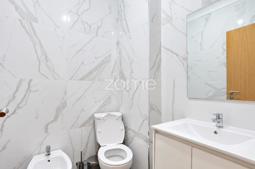 Apartamento T3 para Venda em Abraveses Foto 13