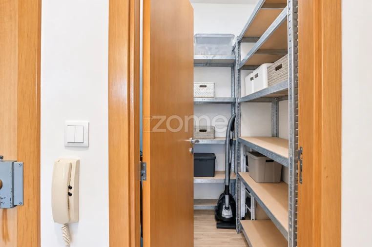 Apartamento T3 para Venda em Abraveses Foto 9
