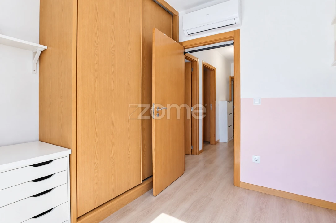 Apartamento T3 para Venda em Abraveses Foto 19