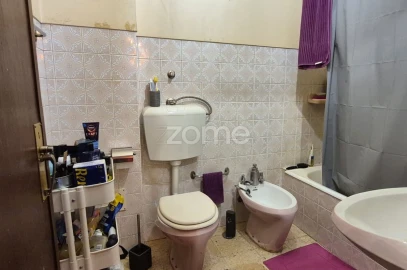 Apartamento T2 para Venda em Loures