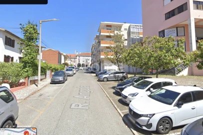 Apartamento T2 para Venda em Loures