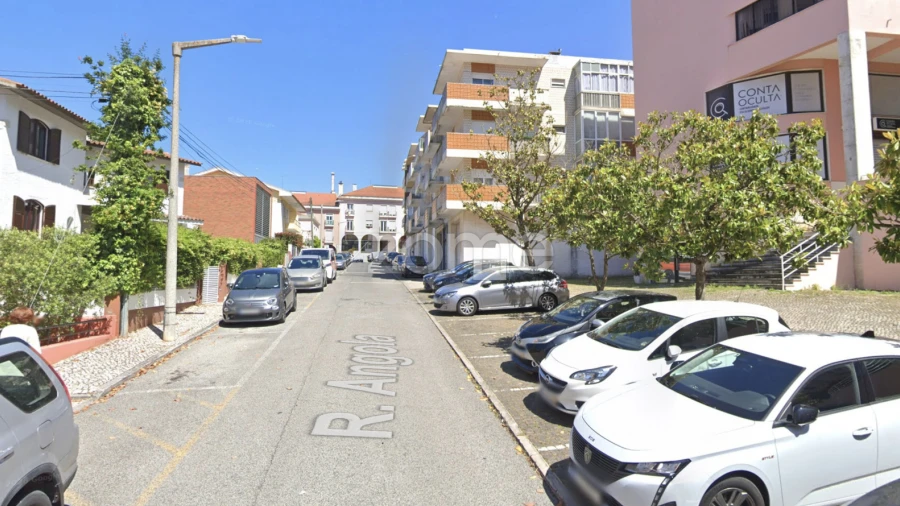 Apartamento T2 para Venda em Loures