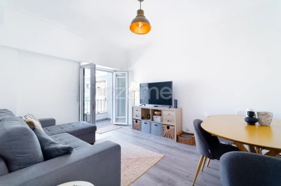 Apartamento T1 para Venda em Póvoa de Santa Iria e Forte da Casa