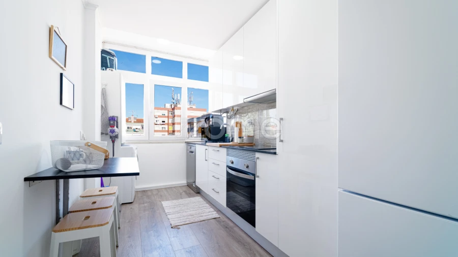 Apartamento T1 para Venda em Póvoa de Santa Iria e Forte da Casa
