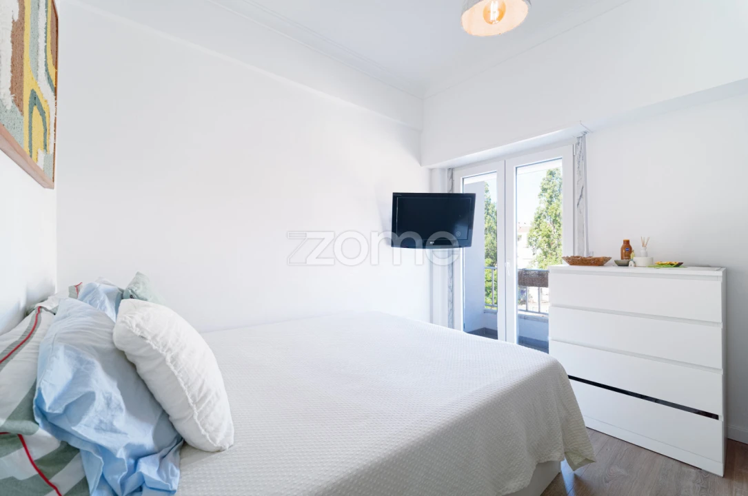 Apartamento T1 para Venda em Póvoa de Santa Iria e Forte da Casa Foto 11