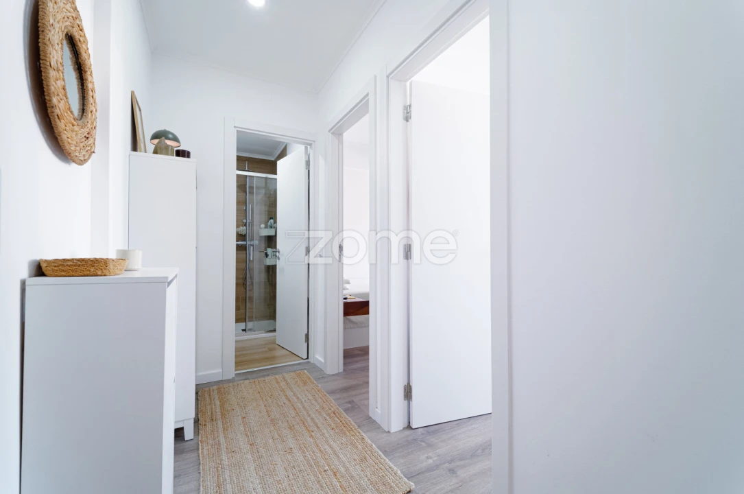 Apartamento T1 para Venda em Póvoa de Santa Iria e Forte da Casa Foto 14