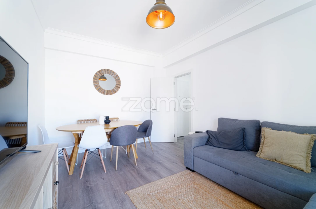 Apartamento T1 para Venda em Póvoa de Santa Iria e Forte da Casa Foto 7