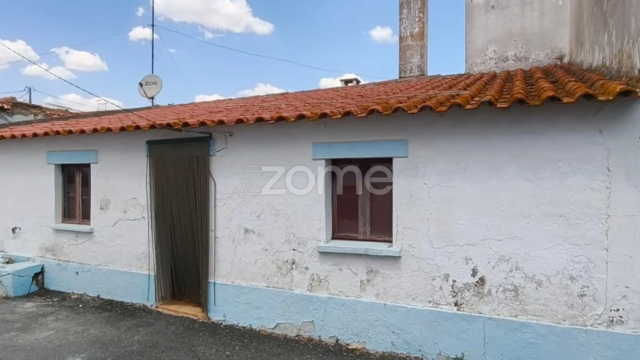 Moradia T1 para Venda em Almodôvar e Graça dos Padrões