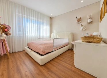 Apartamento T4 para Venda em Póvoa de Varzim, Beiriz e Argivai
