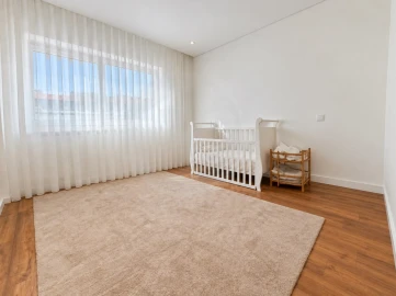 Apartamento T4 para Venda em Póvoa de Varzim, Beiriz e Argivai